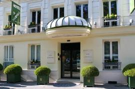 Le Tourville Hotel 